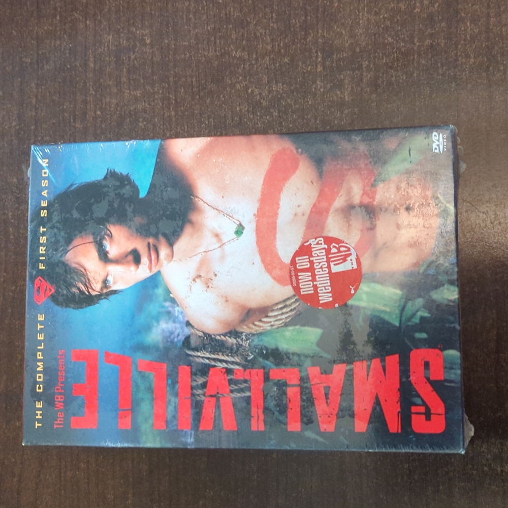 Smallville (NWT) unopened 1st.season